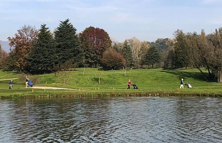 Soleggiata gara di HD Golf a Villa Paradiso